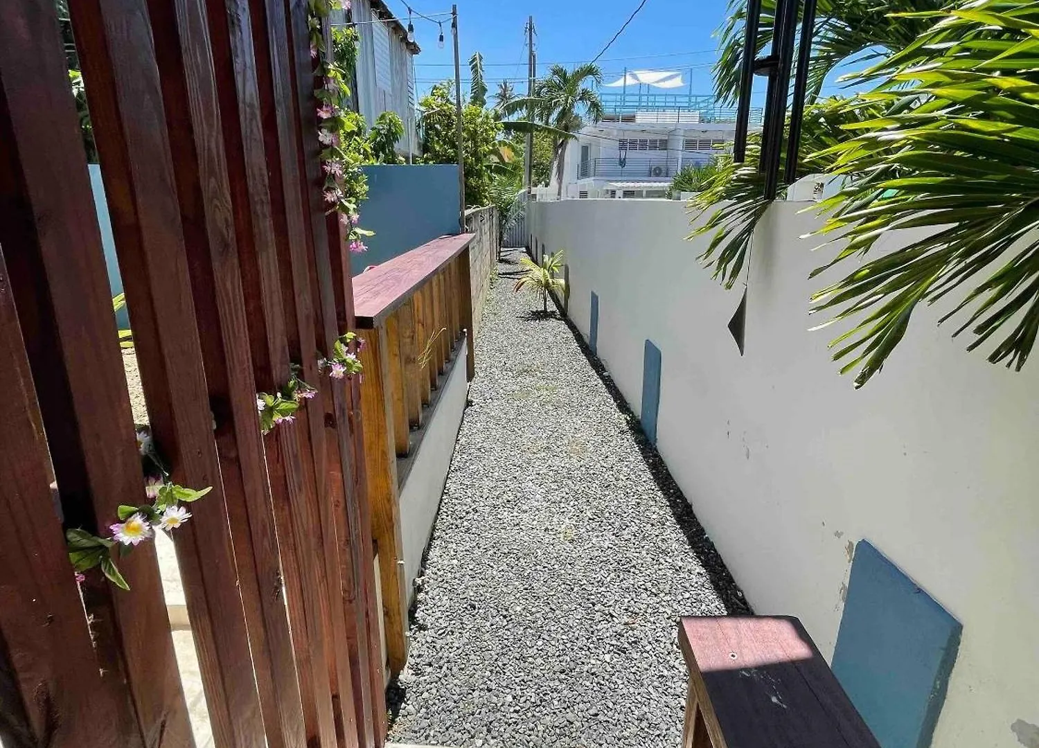 2 Units, 1 Price Group Bundle Sleeps 8 Beach House Luquillo Appartamento