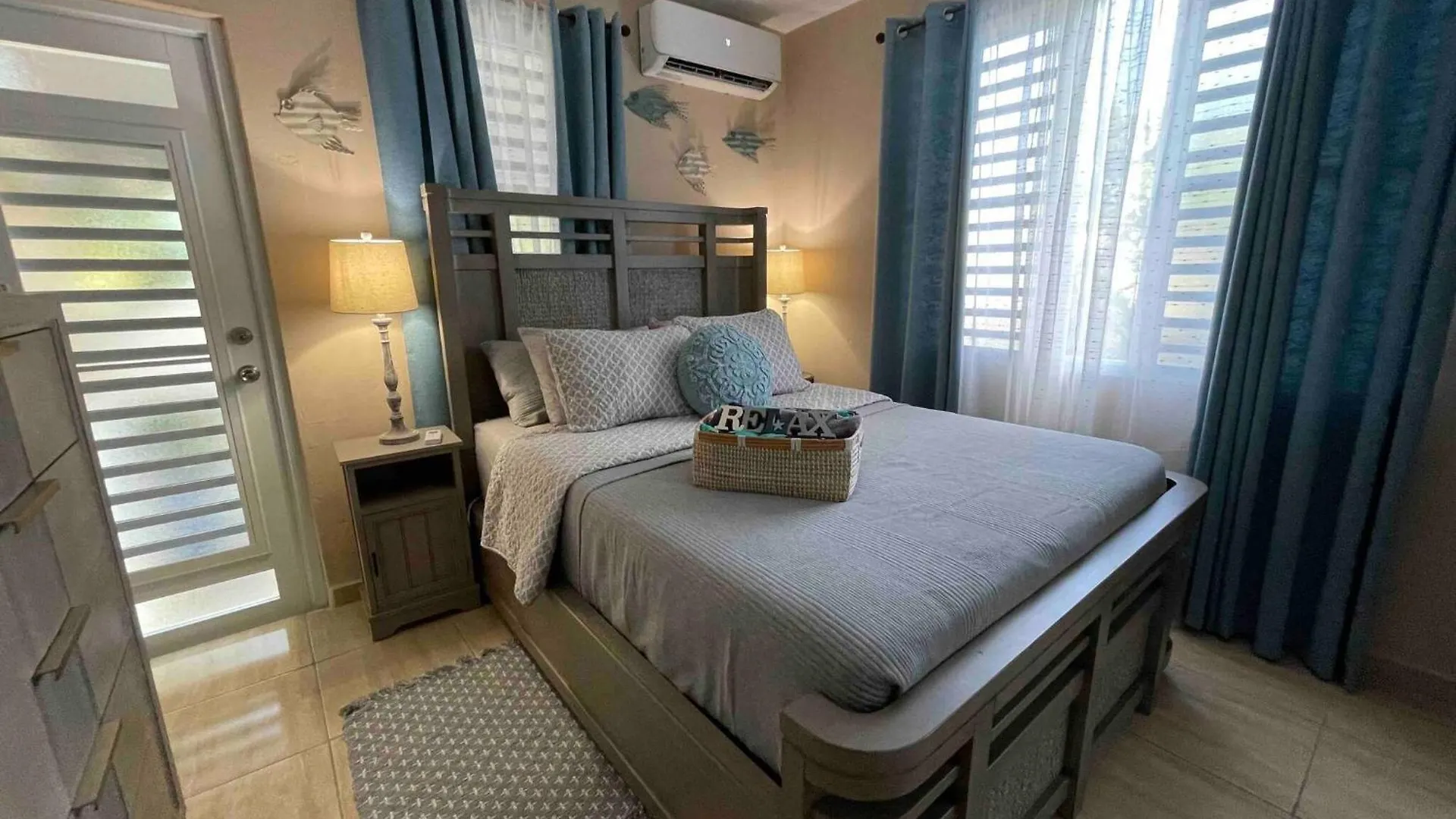 2 Units, 1 Price Group Bundle Sleeps 8 Beach House Luquillo