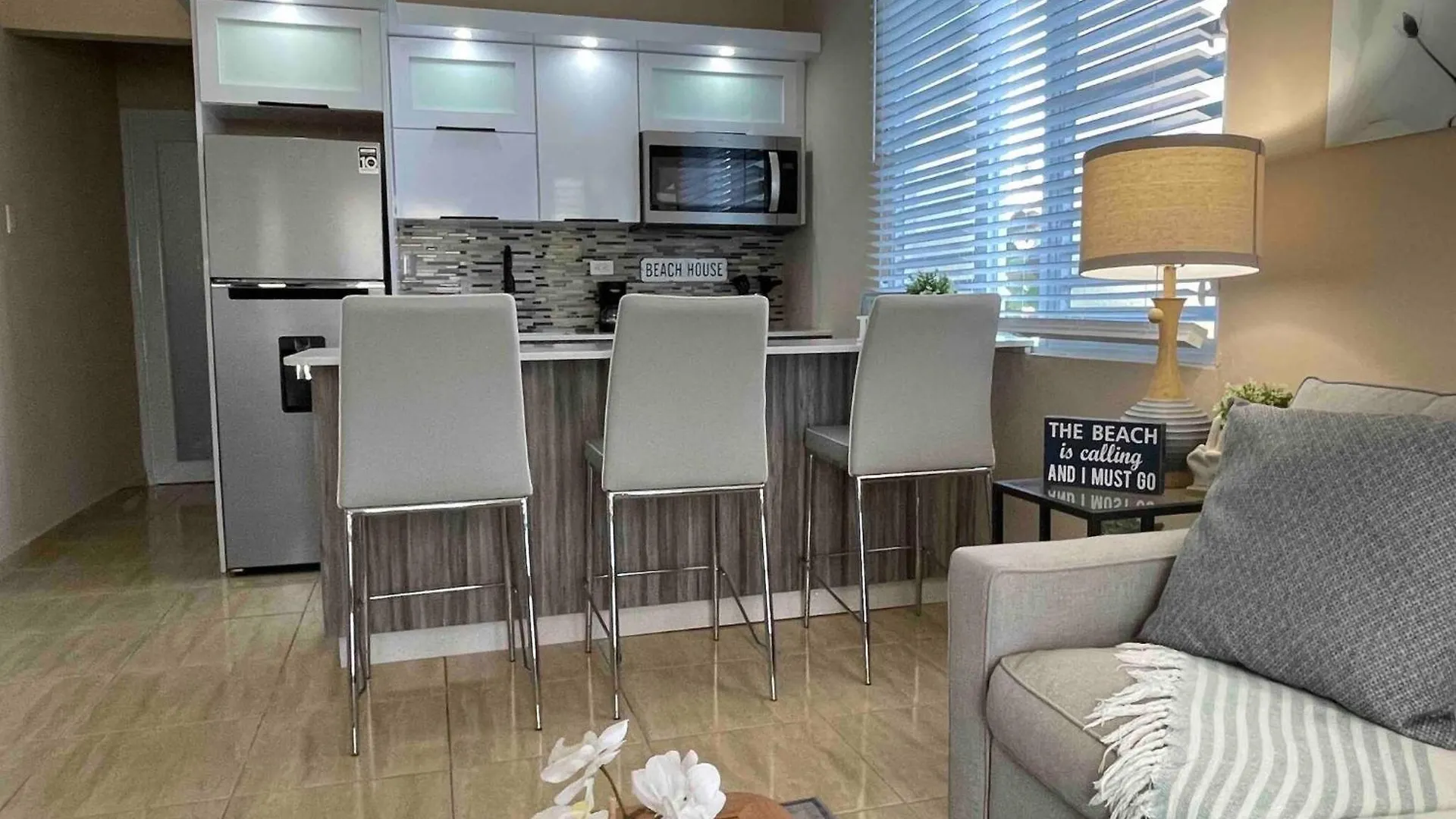 2 Units, 1 Price Group Bundle Sleeps 8 Beach House 루키요 푸에르토리코
