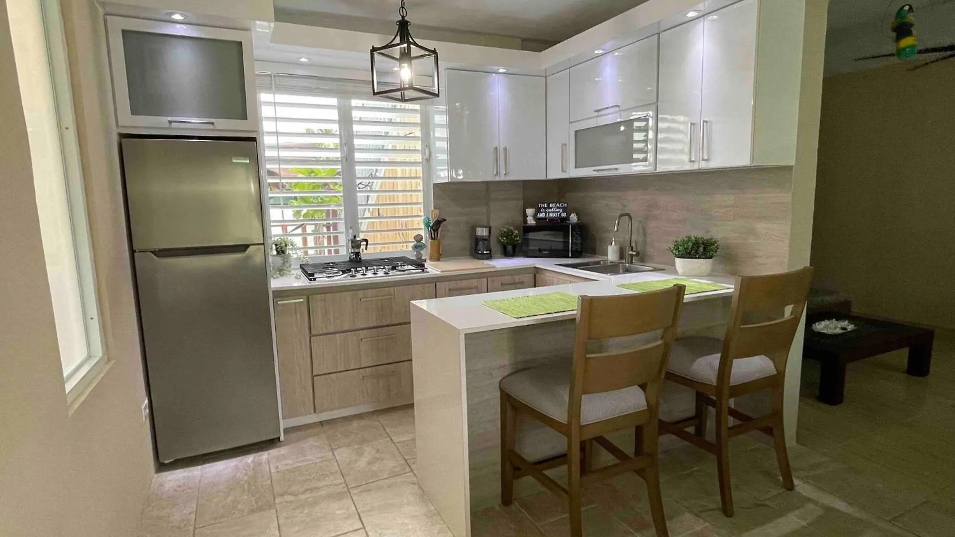2 Units, 1 Price Group Bundle Sleeps 8 Beach House Luquillo Apartman