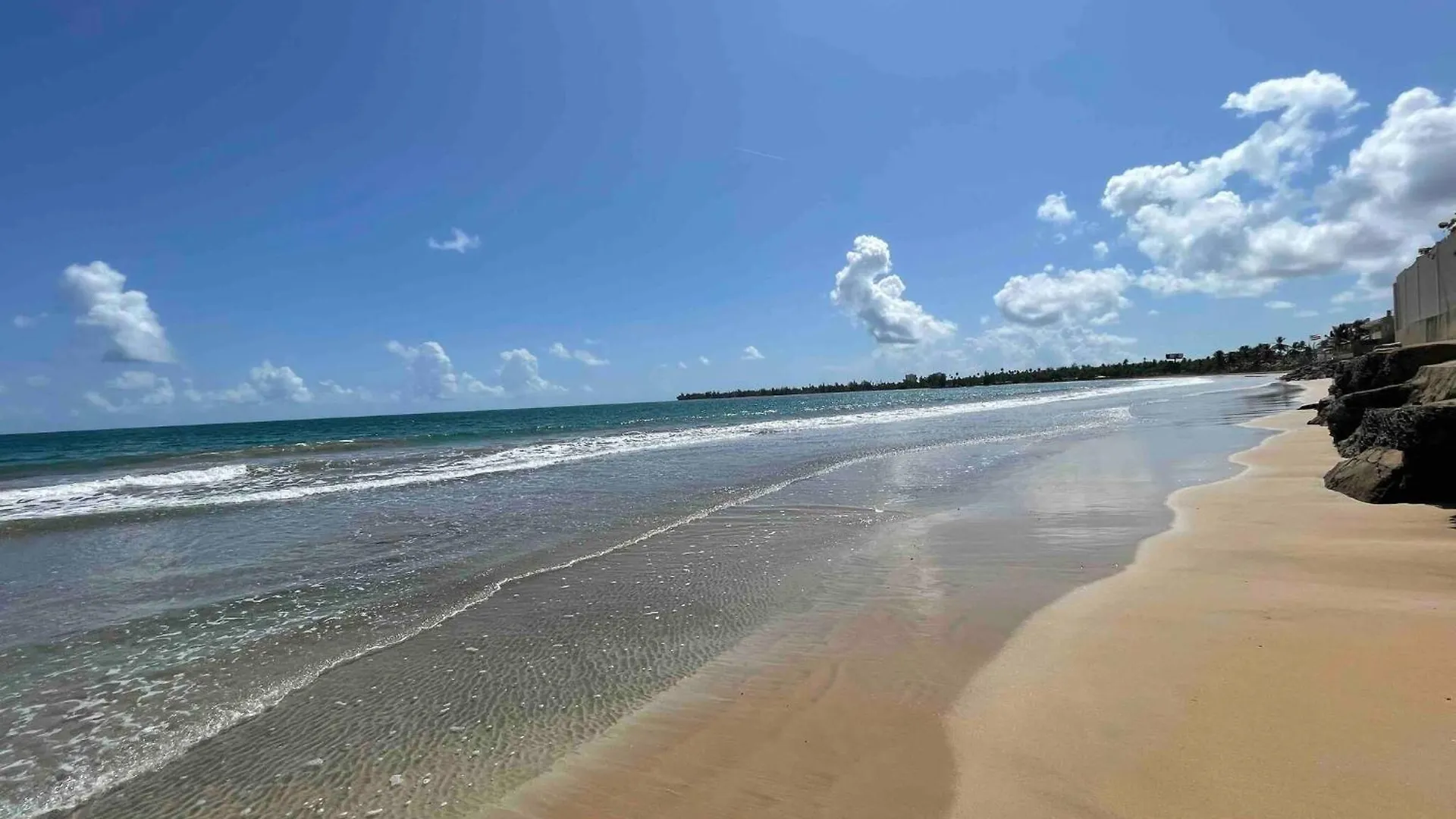 2 Units, 1 Price Group Bundle Sleeps 8 Beach House Luquillo