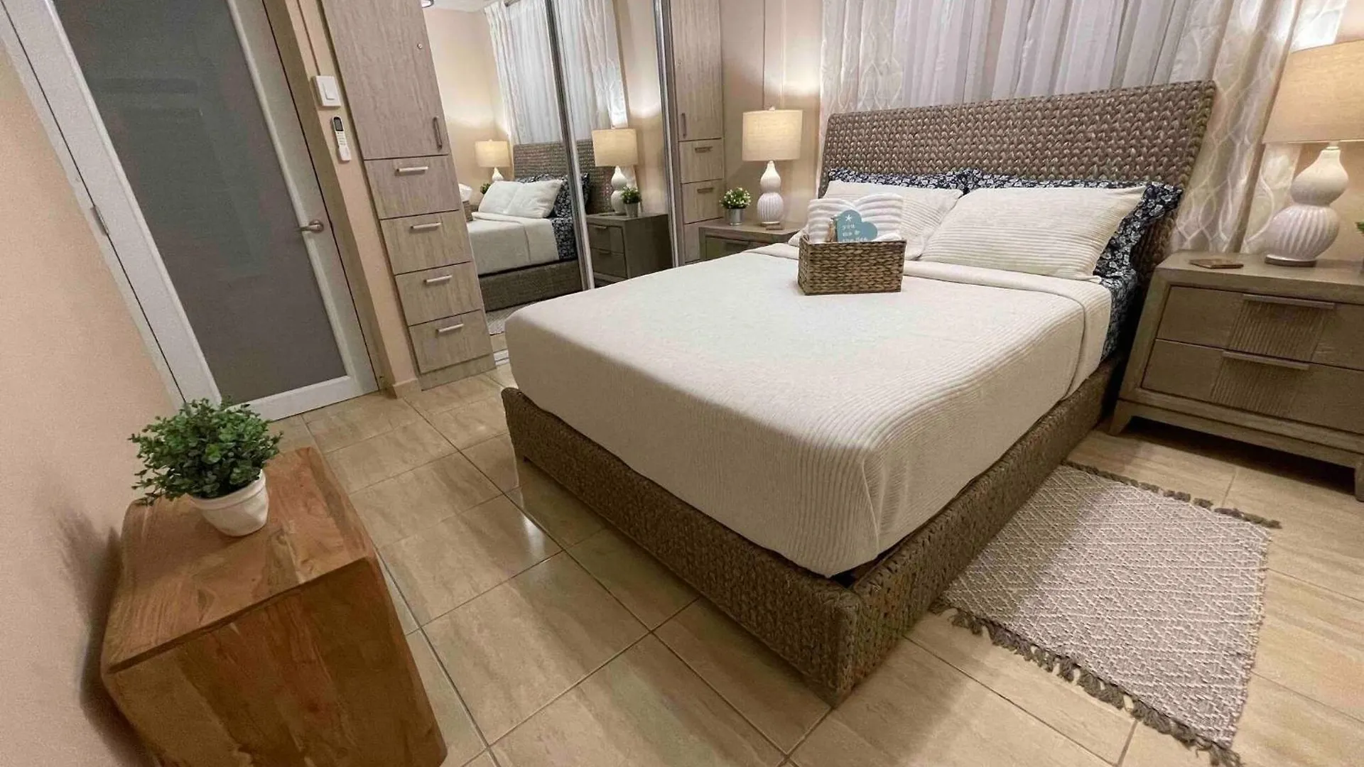 2 Units, 1 Price Group Bundle Sleeps 8 Beach House Luquillo