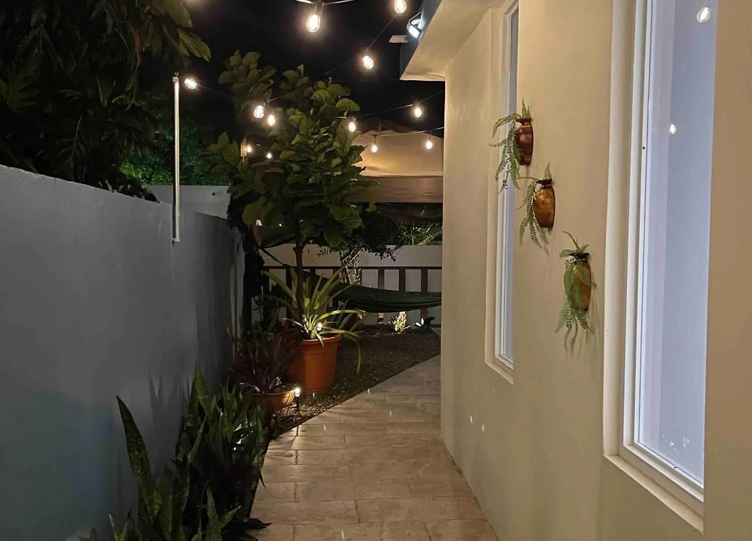 2 Units, 1 Price Group Bundle Sleeps 8 Beach House Luquillo 0*,