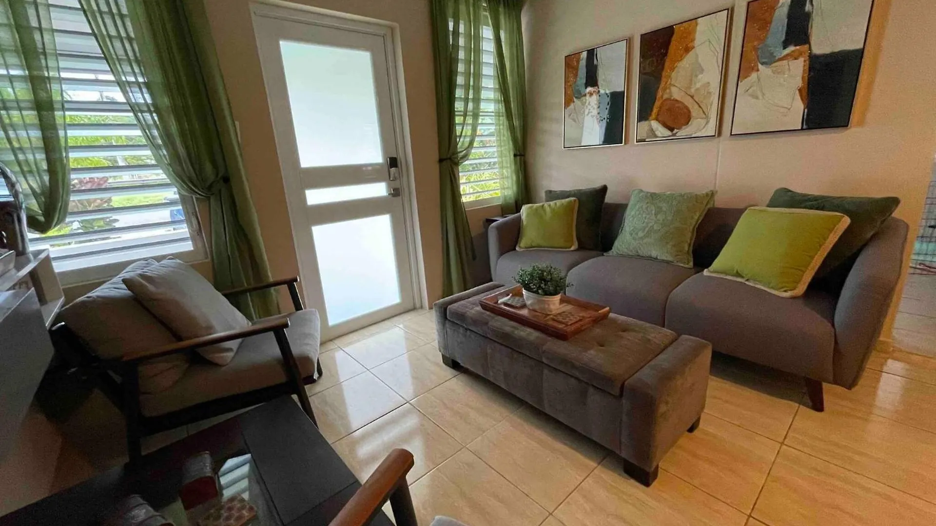 2 Units, 1 Price Group Bundle Sleeps 8 Beach House Luquillo