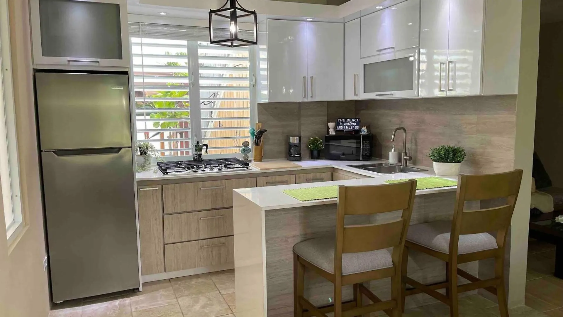 Apartman 2 Units, 1 Price Group Bundle Sleeps 8 Beach House Luquillo